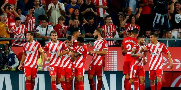 纽卡斯尔联主场迎战毕尔巴鄂竞技，凭借攻防统治力和主场优势力争欧冠晋级。